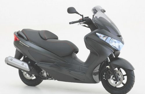 Suzuki Burgman 200cc Executive : noir mar