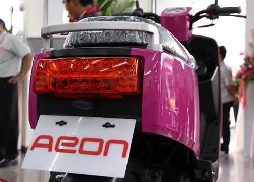 Aeon Co-In 125cc : feu arrière